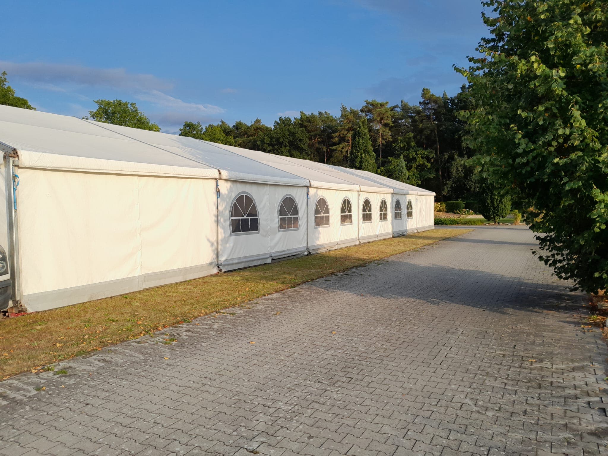 Festzelt 10x30m